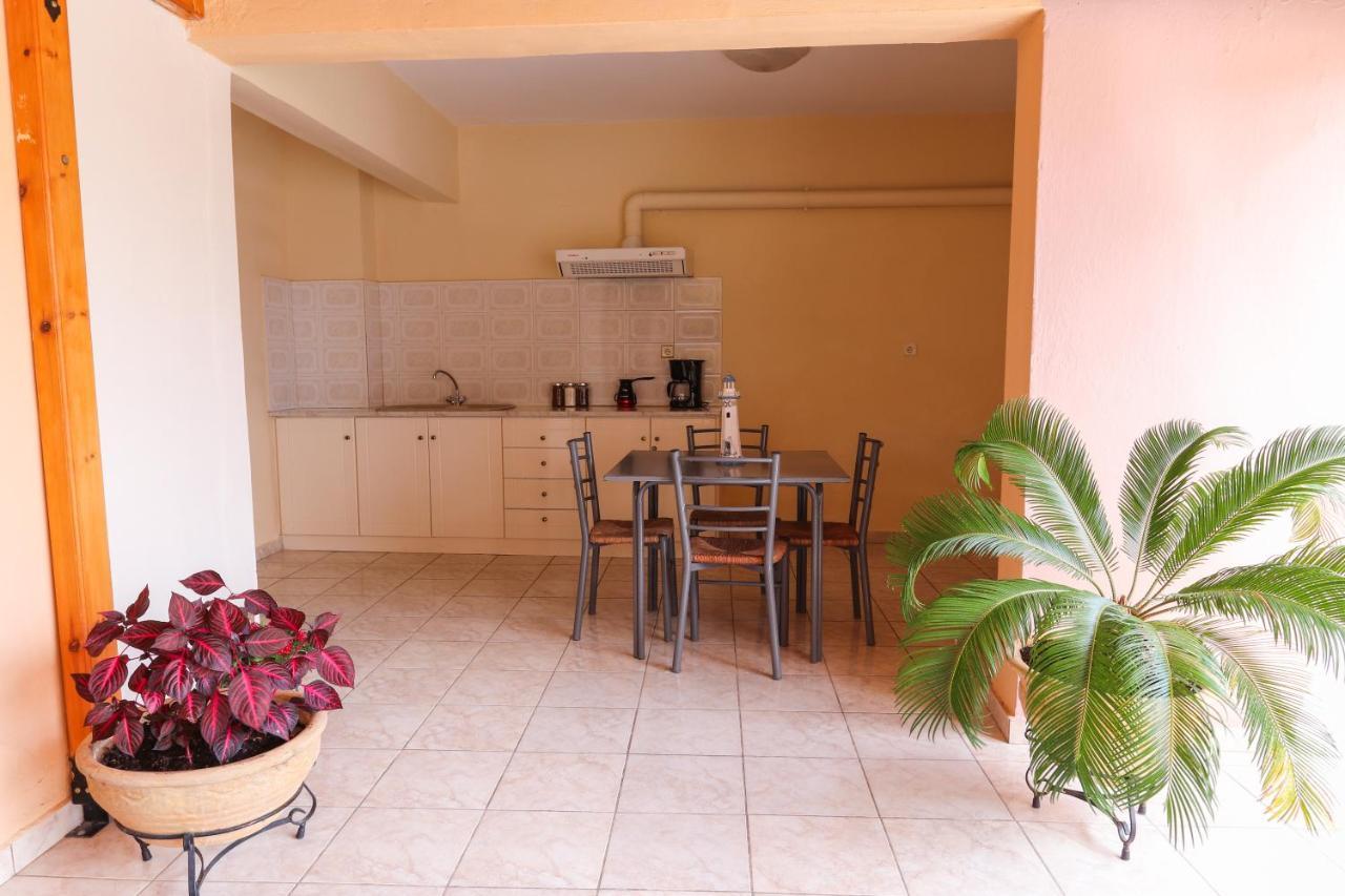 Angela Hotel Loutra Edipsou  Luaran gambar