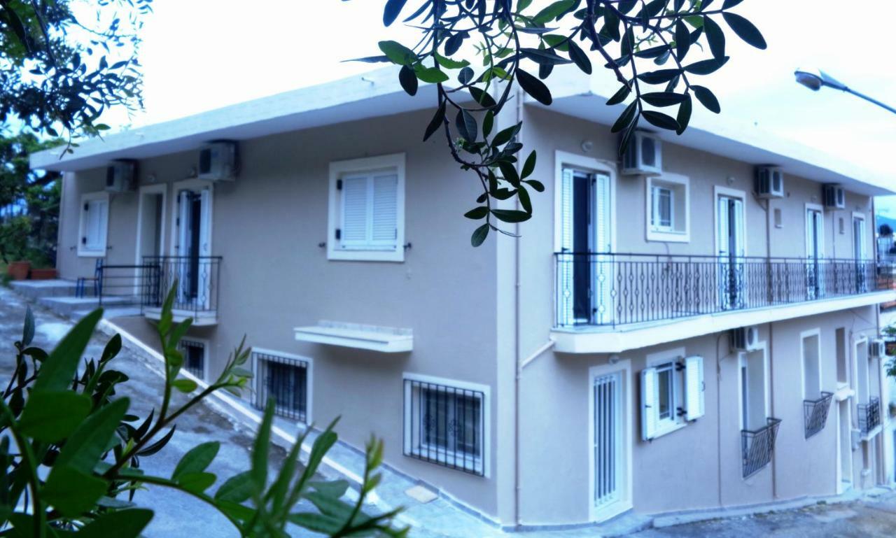 Angela Hotel Loutra Edipsou  Luaran gambar
